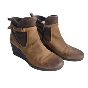 UGG Women's Brown Waterproof Leather Wedge Ankle Boot Bootie Size 10